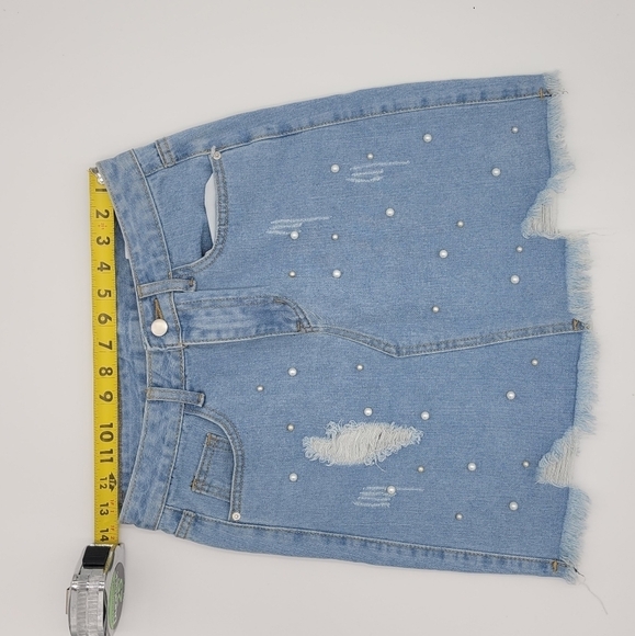 Lightwash Distressed Denim Short Skirt Sz S - Picture 4 of 4